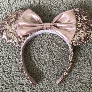 Rose Gold Minnie Ears